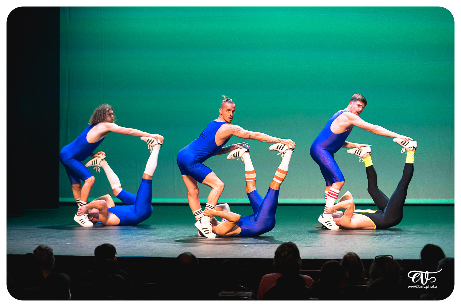 SERIOUSLY FUNNY (FAIR PLAY CREW)